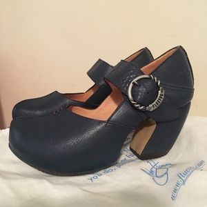 Vintage Fluevog Navy Prepare Leader Mary Janes